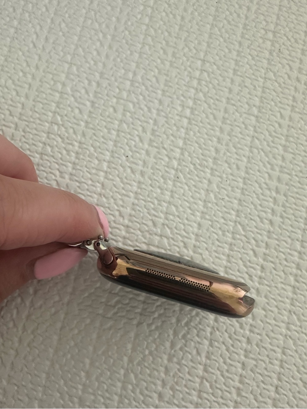 Apple Watch Series 10 Titanium 42mm A3001 (GPS + Cellular) Gold w/ Accessories - Picture 10 of 16